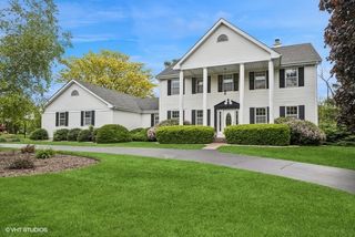 1302 Moraine Drive, Woodstock, IL 60098