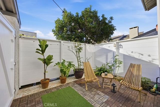 1911 Rockefeller Lane E, Redondo Beach, CA 90278