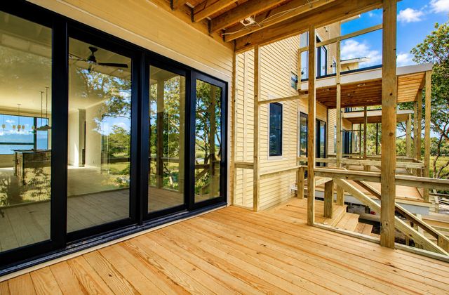 830 Curved Creek Court, Charleston, SC 29412