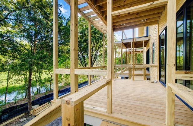 830 Curved Creek Court, Charleston, SC 29412