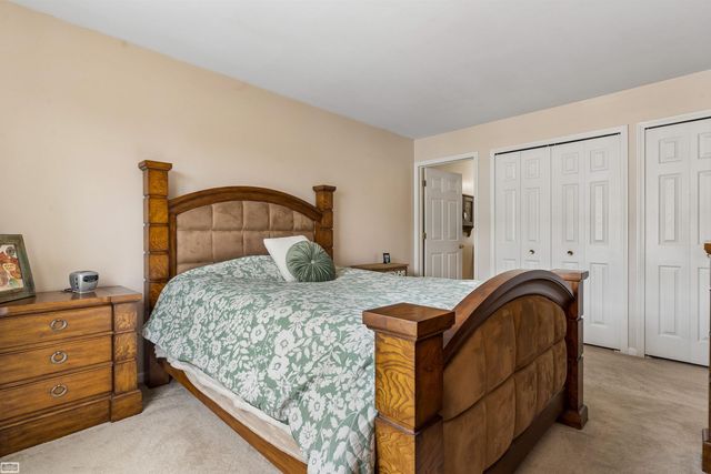 16776 Glenmoor Street, Macomb, MI 48044