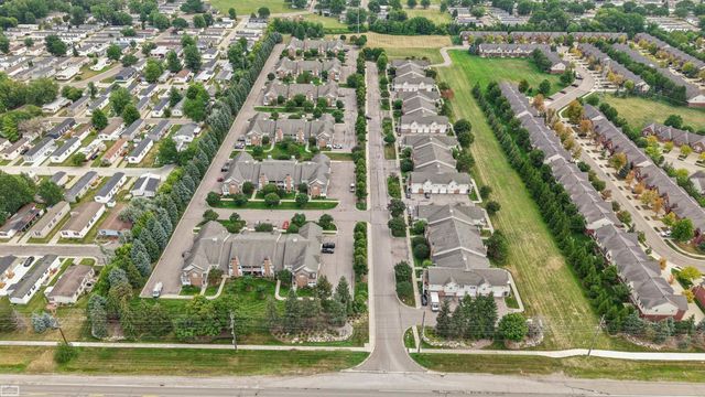 16776 Glenmoor Street, Macomb, MI 48044