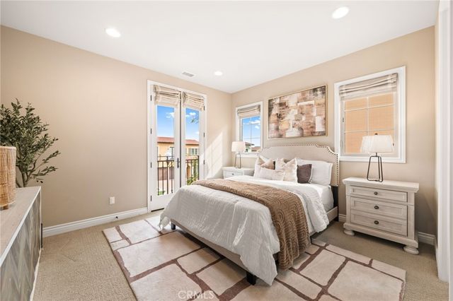 46 Shadybend, Irvine, CA 92602