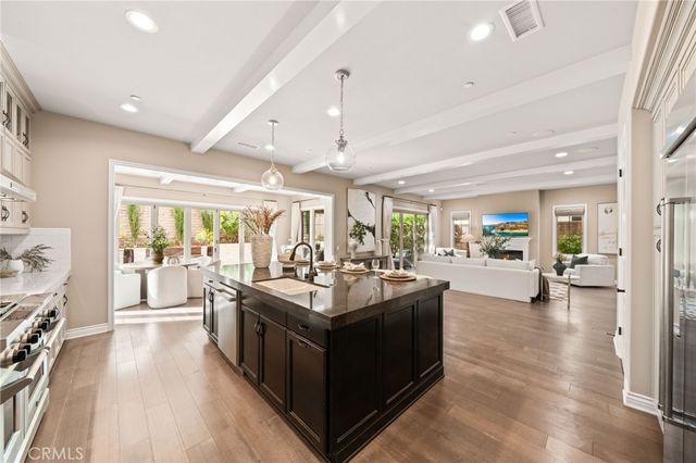 46 Shadybend, Irvine, CA 92602