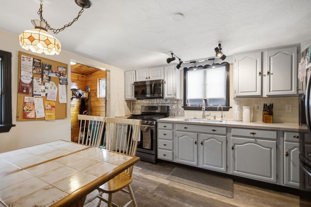 18 Melvin Ave, Lynn, MA 01902