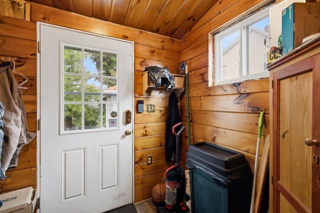 18 Melvin Ave, Lynn, MA 01902