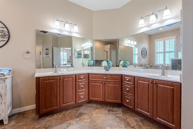 15525 SW 14TH AVENUE ROAD, Ocala, FL 34473