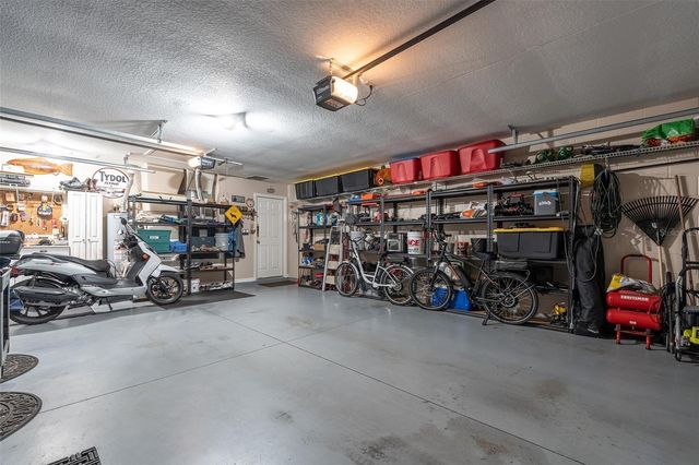 15525 SW 14TH AVENUE ROAD, Ocala, FL 34473