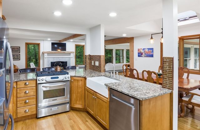 65 Bennett Street, Hudson, MA 01749