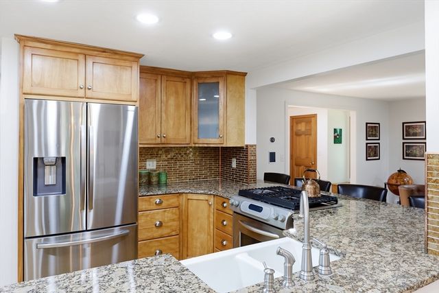 65 Bennett Street, Hudson, MA 01749