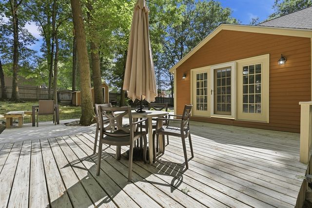 65 Bennett Street, Hudson, MA 01749