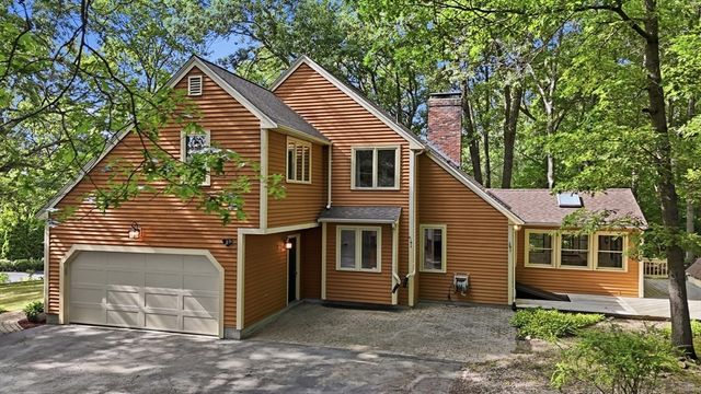 65 Bennett Street, Hudson, MA 01749
