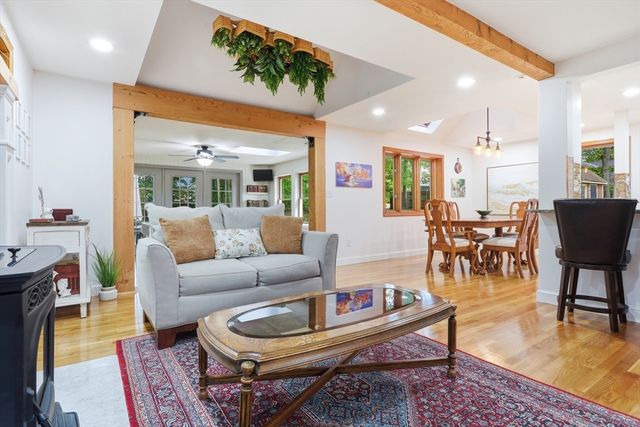 65 Bennett Street, Hudson, MA 01749