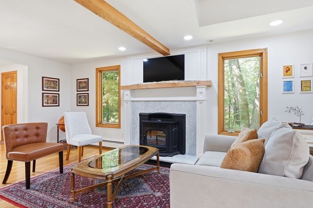 65 Bennett Street, Hudson, MA 01749