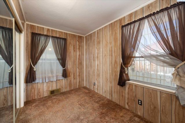 29 N Jean St., Kennewick, WA 99336