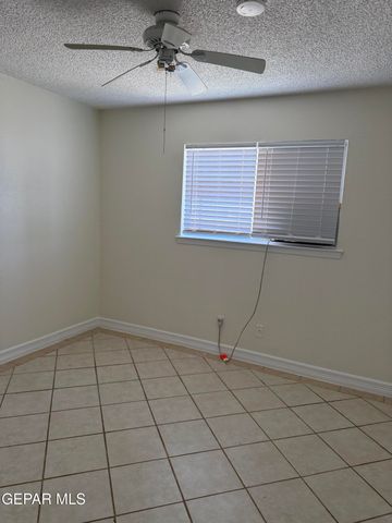 8916 Leo Street B, El Paso, TX 79904