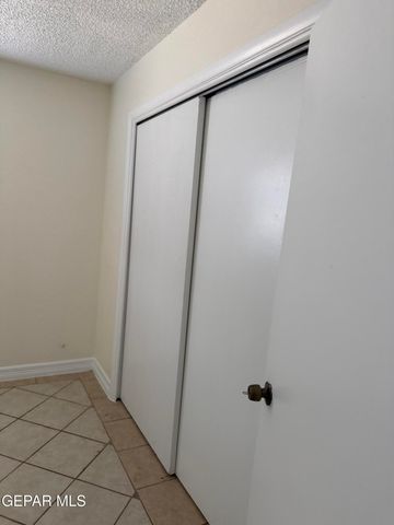 8916 Leo Street B, El Paso, TX 79904