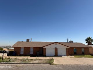 8916 Leo Street B, El Paso, TX 79904
