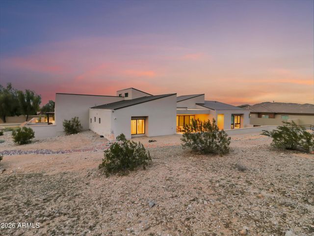 17934 W ESTES Way, Goodyear, AZ 85338