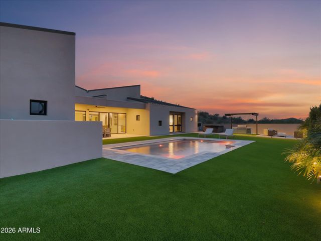 17934 W ESTES Way, Goodyear, AZ 85338