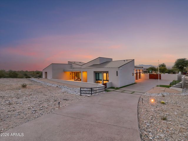 17934 W ESTES Way, Goodyear, AZ 85338