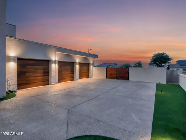 17934 W ESTES Way, Goodyear, AZ 85338