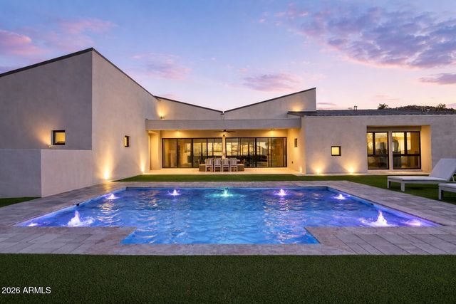 17934 W ESTES Way, Goodyear, AZ 85338