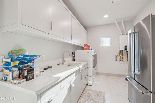 17934 W ESTES Way, Goodyear, AZ 85338