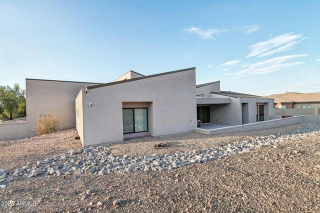 17934 W ESTES Way, Goodyear, AZ 85338