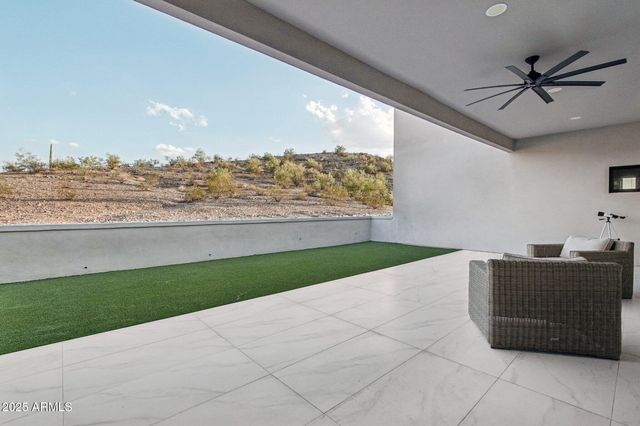 17934 W ESTES Way, Goodyear, AZ 85338