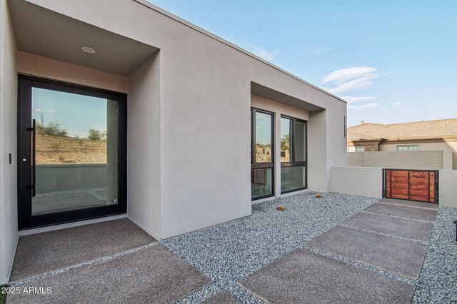 17934 W ESTES Way, Goodyear, AZ 85338