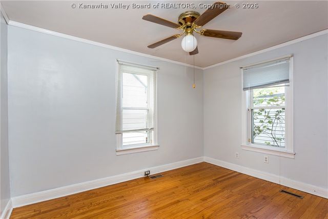 239 10th Avenue, South Charleston, WV 25303