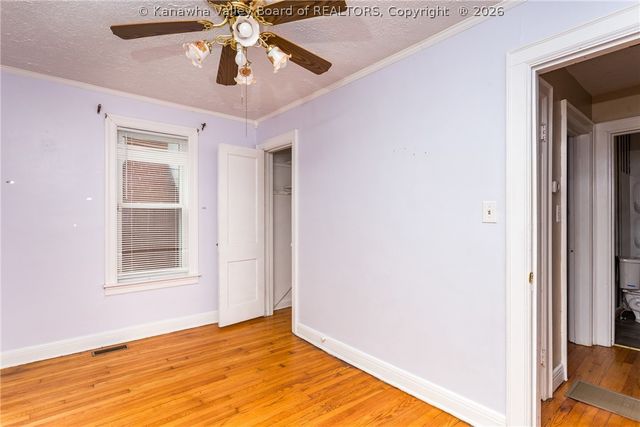 239 10th Avenue, South Charleston, WV 25303