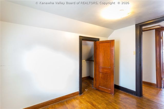 239 10th Avenue, South Charleston, WV 25303