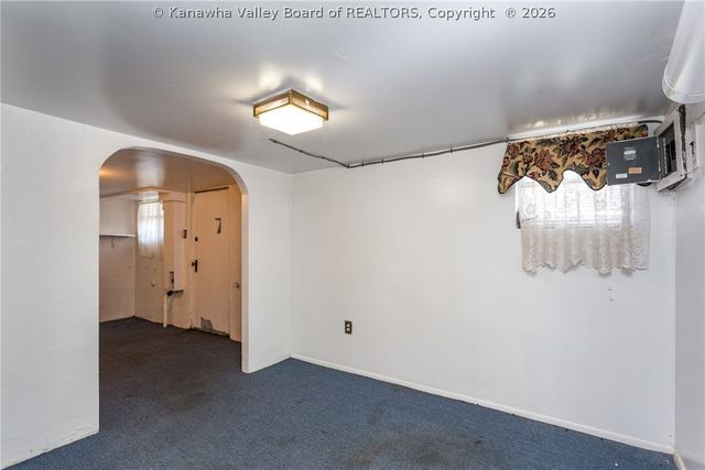 239 10th Avenue, South Charleston, WV 25303