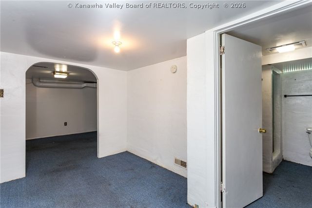 239 10th Avenue, South Charleston, WV 25303