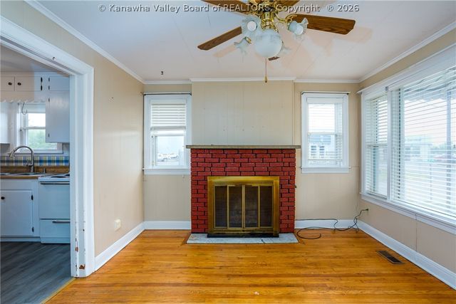 239 10th Avenue, South Charleston, WV 25303