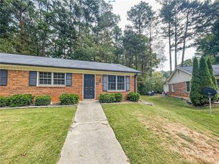 448 Charleston Lane, Lawrenceville, GA 30046