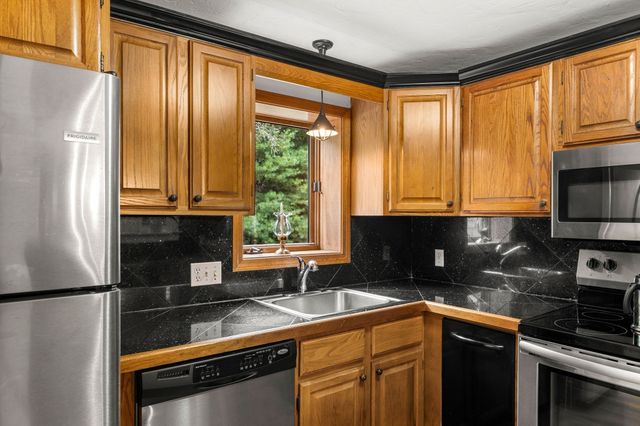 40 Washington Grn 40, Walpole, MA 02032