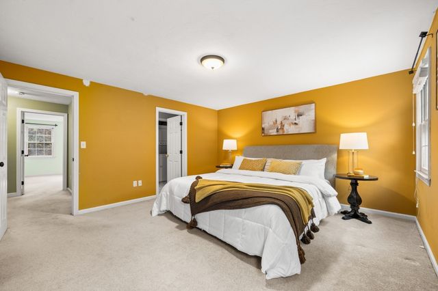 40 Washington Grn 40, Walpole, MA 02032