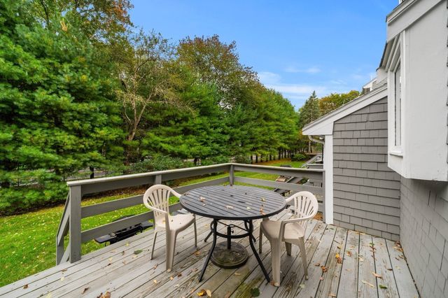 40 Washington Grn 40, Walpole, MA 02032
