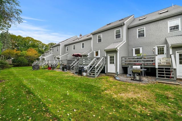 40 Washington Grn 40, Walpole, MA 02032
