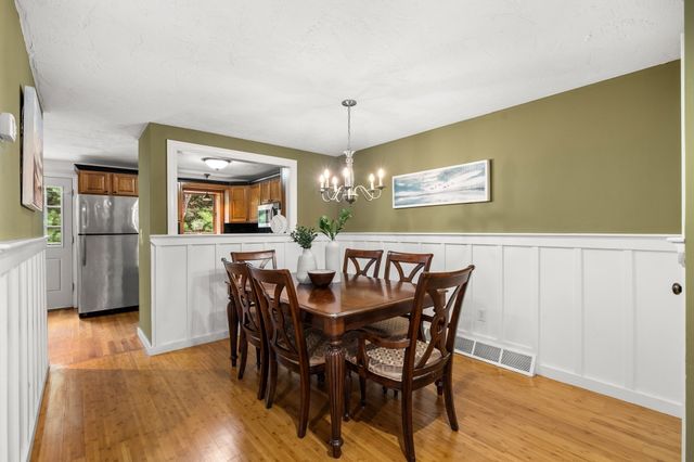 40 Washington Grn 40, Walpole, MA 02032