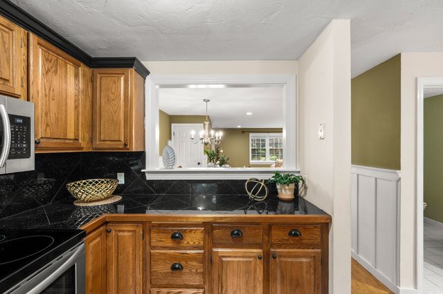 40 Washington Grn 40, Walpole, MA 02032