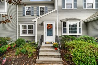 40 Washington Grn 40, Walpole, MA 02032