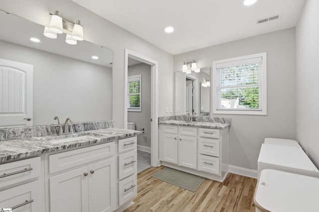 32 Blair Street, Greenville, SC 29607