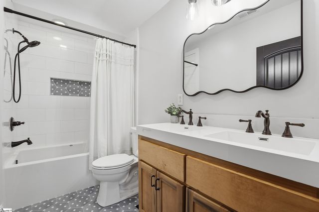 32 Blair Street, Greenville, SC 29607