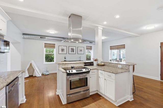 32 Blair Street, Greenville, SC 29607