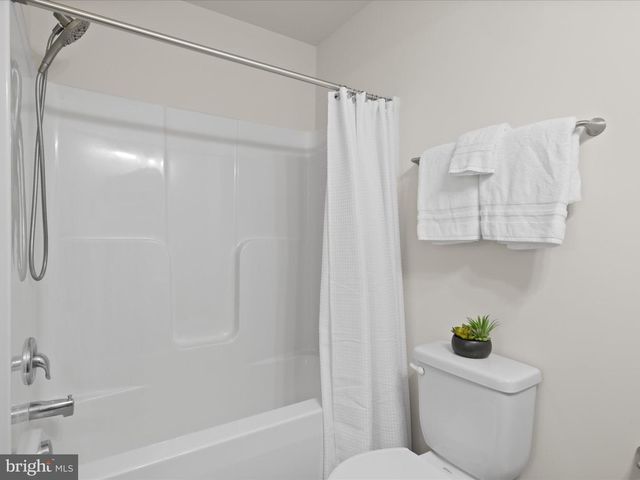 8509 ENGLESIDE ST, Alexandria, VA 22309