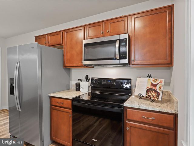 8509 ENGLESIDE ST, Alexandria, VA 22309